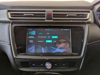 MG MG5 52.5kWh Excite Auto 5dr