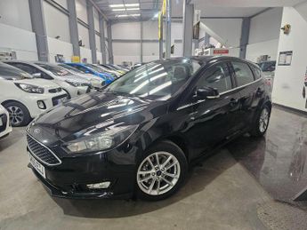 Ford Focus 1.6 Zetec Powershift Euro 6 5dr