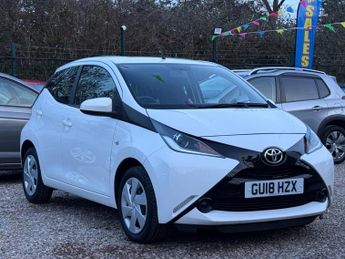 Toyota AYGO 1.0 VVT-i x-play x-shift Euro 6 5dr