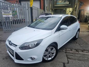 Ford Focus 1.6 Titanium Navigator Powershift Euro 5 5dr