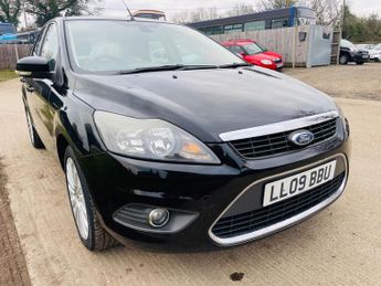 Ford Focus 1.6 Titanium 5dr