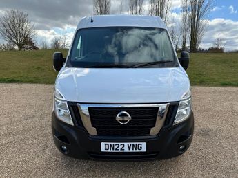 Nissan Interstar 2.3 dCi 35 Tekna FWD L3 H2 Euro 6 4dr