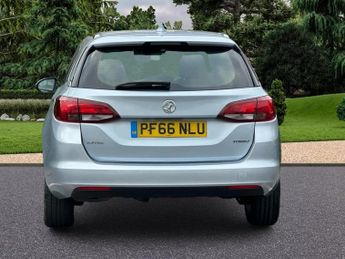 Vauxhall Astra 1.4i Turbo SRi Nav Sports Tourer Auto Euro 6 (s/s) 5dr