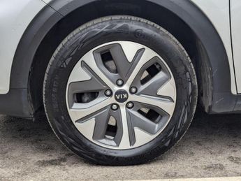 Kia Niro 64kWh 4+ Auto 5dr