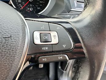 Volkswagen Tiguan 2.0 TDI SE Navigation DSG 4Motion Euro 6 (s/s) 5dr
