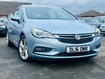 Vauxhall Astra 1.6 CDTi BlueInjection SRi Nav Euro 6 (s/s) 5dr