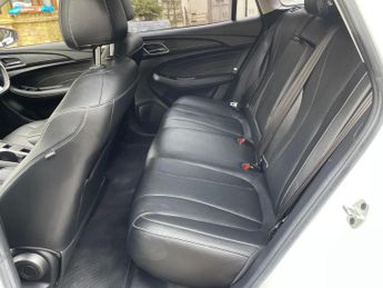 MG MG5 52.5kWh Exclusive Auto 5dr