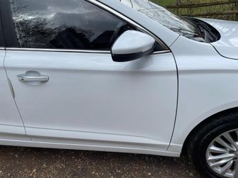 MG MG5 52.5kWh Exclusive Auto 5dr