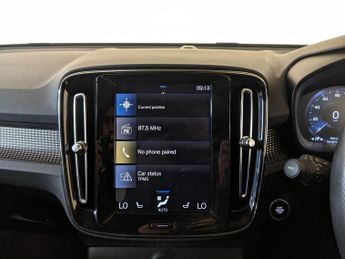 Volvo XC40 2.0 D4 R-Design Pro Auto AWD Euro 6 (s/s) 5dr