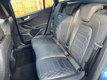 Ford Focus 1.0T EcoBoost MHEV ST-Line X DCT Euro 6 (s/s) 5dr