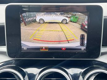 Mercedes-Benz C Class 2.1 C220 BlueTEC AMG Line G-Tronic+ Euro 6 (s/s) 4dr