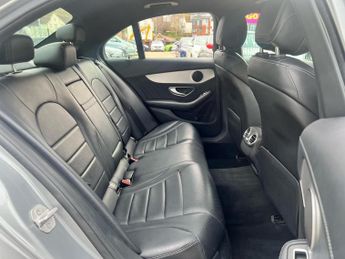 Mercedes-Benz C Class 2.1 C220 BlueTEC AMG Line G-Tronic+ Euro 6 (s/s) 4dr