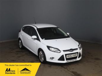 Ford Focus 1.0T EcoBoost Titanium Euro 5 (s/s) 5dr