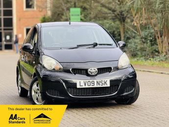 Toyota AYGO 1.0 VVT-i Black MultiMode Euro 4 5dr (AC)