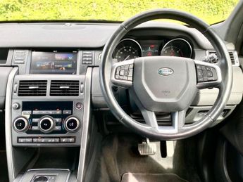 Land Rover Discovery Sport 2.0 TD4 Landmark Auto 4WD Euro 6 (s/s) 5dr