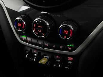 MINI Countryman 1.5 7.6kWh Cooper SE Auto ALL4 Euro 6 (s/s) 5dr