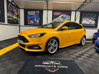 Ford Focus 2.0T EcoBoost ST-2 Euro 6 (s/s) 5dr