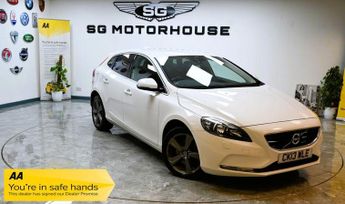 Volvo V40 2.0 D3 SE Hatchback 5dr Diesel Manual Euro 5 (s/s) (150 ps) +FRE