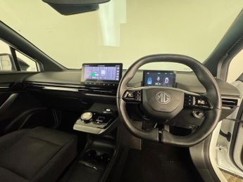 MG MG4 64kWh SE Long Range Auto 5dr