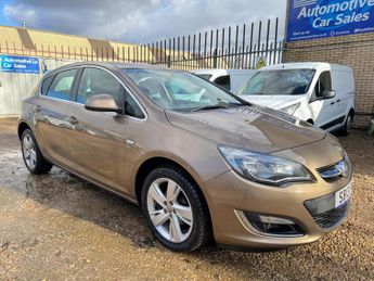 Vauxhall Astra 1.4 16v SRi Euro 5 5dr