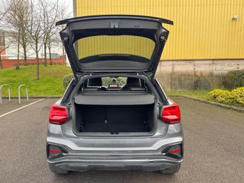 Audi Q2 1.5 TFSI CoD 35 Black Edition S Tronic Euro 6 (s/s) 5dr