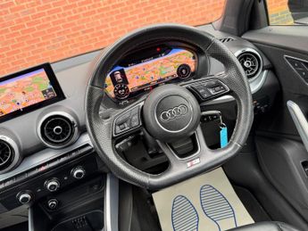 Audi Q2 1.5 TFSI CoD 35 Black Edition S Tronic Euro 6 (s/s) 5dr
