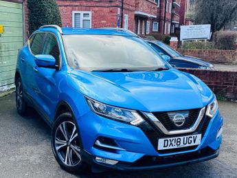 Nissan Qashqai 1.6 dCi N-Connecta XTRON Euro 6 (s/s) 5dr