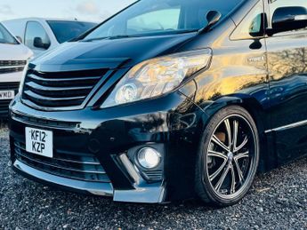 Toyota Alphard SR 2.5 Hybrid AWD 7-Seats