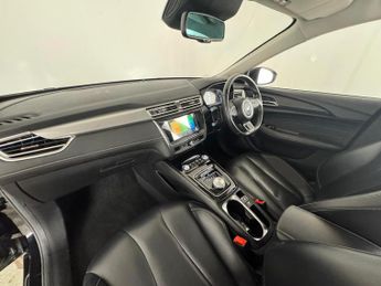 MG MG5 61.1kWh Exclusive Long Range Auto 5dr