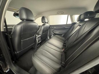 MG MG5 61.1kWh Exclusive Long Range Auto 5dr