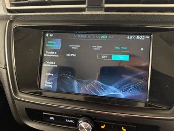 MG MG5 61.1kWh Exclusive Long Range Auto 5dr
