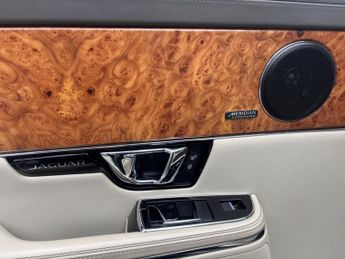 Jaguar XJ 3.0d V6 Portfolio Auto Euro 5 (s/s) 4dr (LWB)