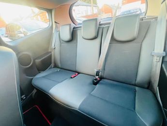 Renault Clio 1.6 VVT Dynamique TomTom Auto Euro 5 3dr