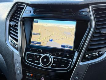 Hyundai Santa Fe 2.2 CRDi Premium Auto 4WD Euro 5 5dr (5 seat)
