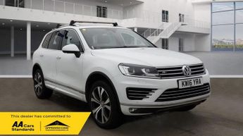 Volkswagen Touareg 3.0 TDI V6 BlueMotion Tech R-Line SUV 5dr Diesel Tiptronic 4WD E