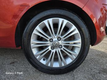 Vauxhall Corsa 1.4 16V SE Auto Euro 5 3dr