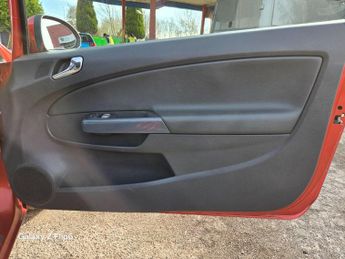 Vauxhall Corsa 1.4 16V SE Auto Euro 5 3dr