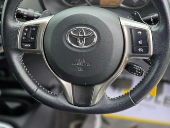 Toyota Yaris 1.33 Dual VVT-i Icon Multidrive S Euro 6 5dr