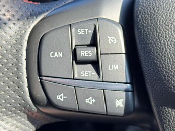 Ford Focus 1.0T EcoBoost MHEV ST-Line Edition Euro 6 (s/s) 5dr