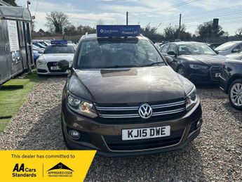 Volkswagen Tiguan 2.0 TDI BlueMotion Tech Match 4WD Euro 5 (s/s) 5dr