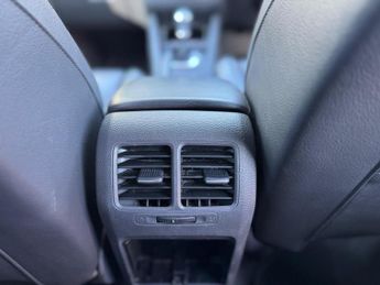 Volkswagen Golf 3.2 V6 R32 DSG 4Motion 3dr