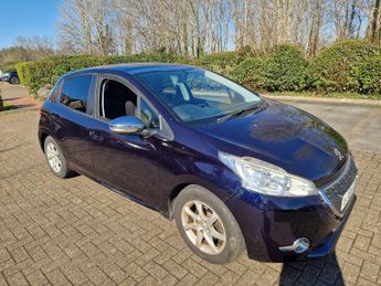 Peugeot 208 1.2 VTi PureTech Style Euro 5 5dr