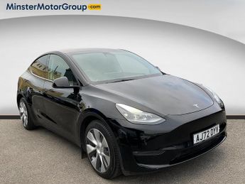 Tesla Model Y LONG RANGE AWD