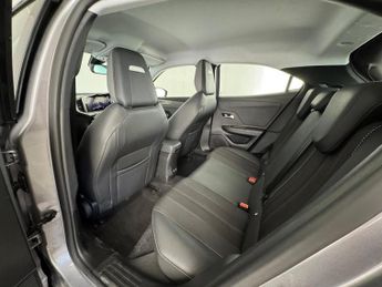Vauxhall Mokka-e 50kWh Elite Nav Premium Auto 5dr