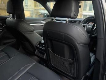 Audi Q8 e-tron 50 Black Edition Auto quattro 5dr 95kWh (11kW Charger)