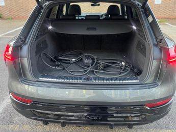 Audi Q8 e-tron 50 Black Edition Auto quattro 5dr 95kWh (11kW Charger)