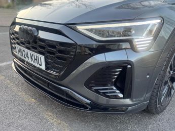 Audi Q8 e-tron 50 Black Edition Auto quattro 5dr 95kWh (11kW Charger)