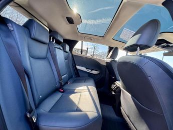 Lexus RZ 450e 71.4kWh Premium Auto DIRECT4 5dr