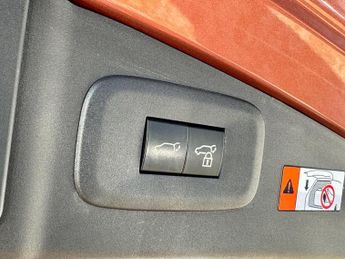 Lexus RZ 450e 71.4kWh Premium Auto DIRECT4 5dr