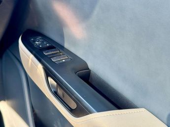 Lexus RZ 450e 71.4kWh Premium Auto DIRECT4 5dr